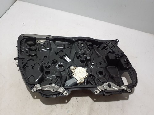 Mercedes benz w206 2023 left - mercedes-benz,