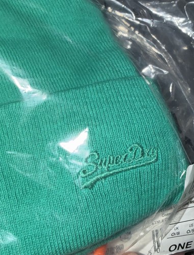 Green superdry beanie - green,