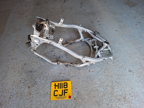1990 yamaha 1200 frame - 1200,