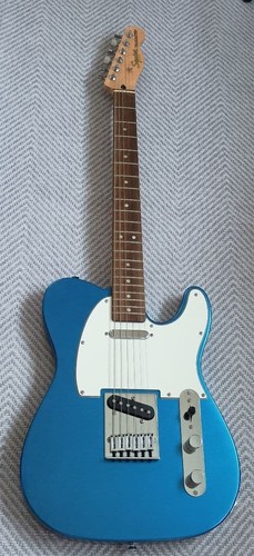 Squier fender telecaster - by,