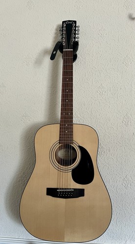 Cort string acoustic guitar - acoustic,