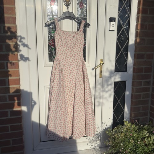 House dorothy pink rose - dorothy,