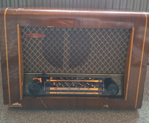 Pye cambridge valve radio - valve,
