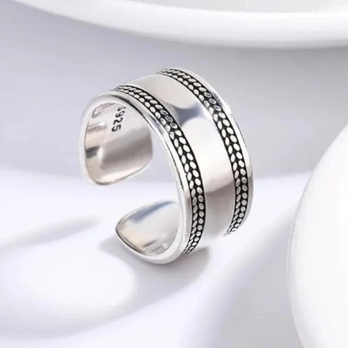 Chunky silver thumb ring - silver,