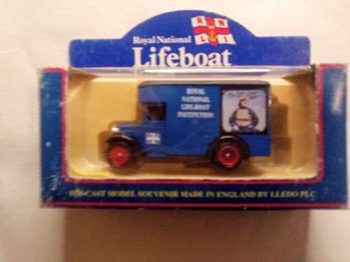 Royal national lifeboat - national,