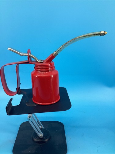 Vtg red steel oil - , hand