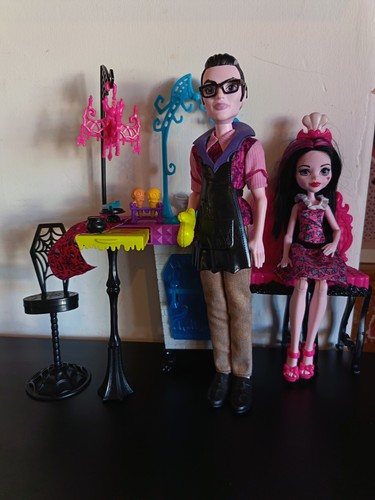 Monster high family - high, vampire