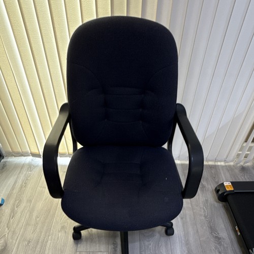 Staples black fabric swivel - fabric,