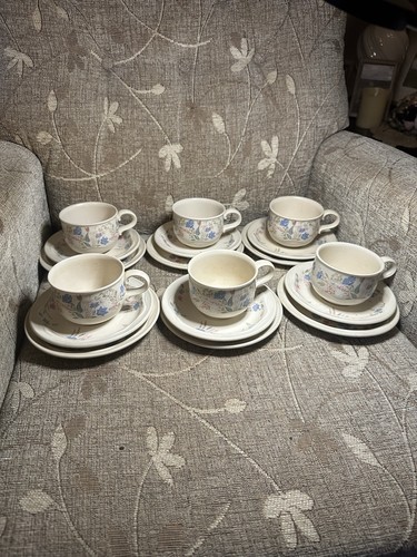 Vintage poole pottery - 6x,