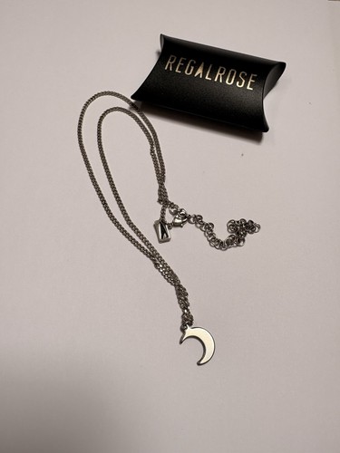 Regal rose moon crescent - rose,