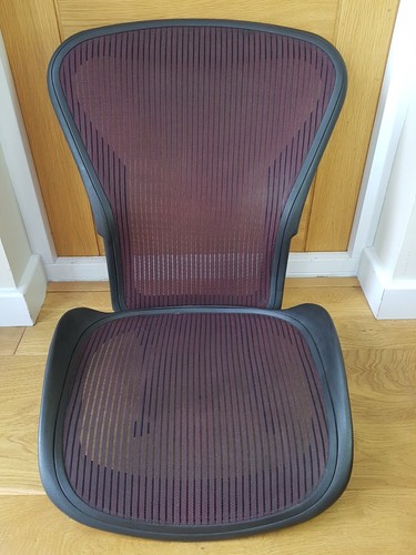 Herman miller size - mesh, set