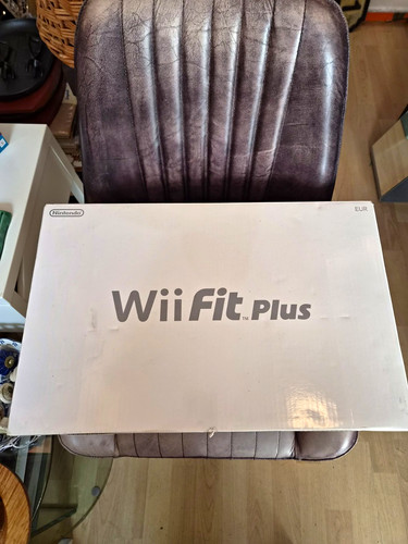 Nintendo wii fit plus - fit,