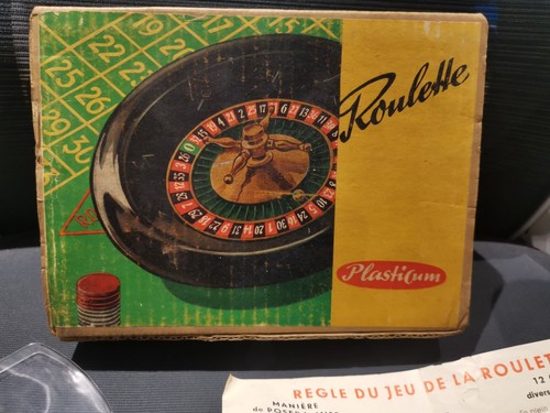 Vintage roulette game - roulette, retro