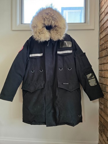 Canada goose resolute black - resolute,