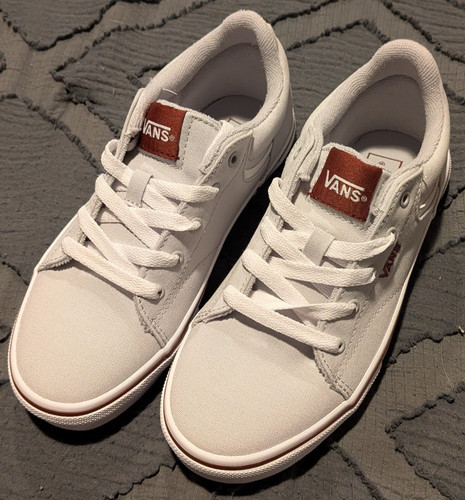 New boys vans seldon sneaker - new,