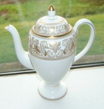 Wedgwood gold florentine - gold,