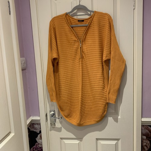 Roman unusual mustard ribbed - unusual,