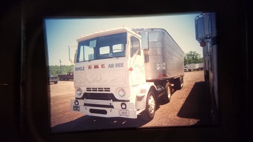 9902 35mm slide photo - slide, gmc