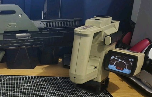 Aliens inspired motion - motion, tracker