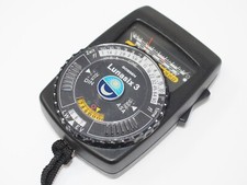 Gossen Lunasix 3 Light Meter + Leather Case