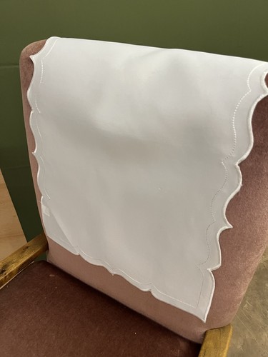 Six plain ivory - scalloped, edge
