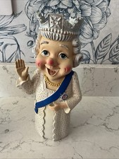 Asda Queen Gnome