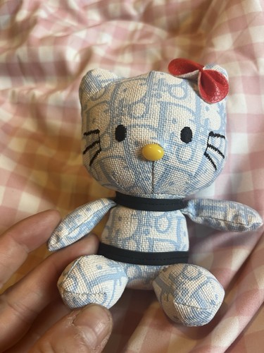 Designer inspired hello kitty - hello,