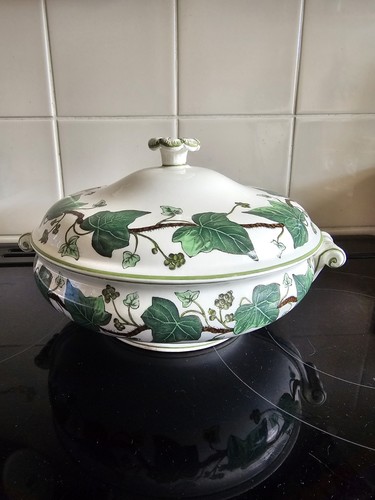 Wedgwood napoleon ivy - wedgwood,