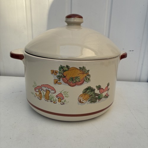 Vintage retro 1970s - retro, or