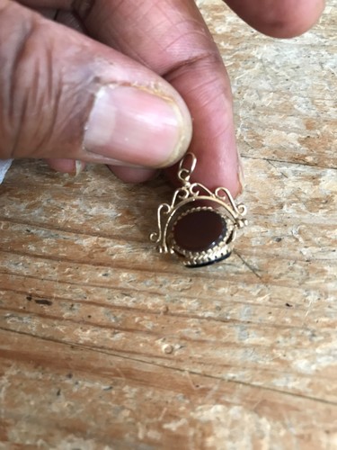 Gorgeous vintage swivel - gorgeous,