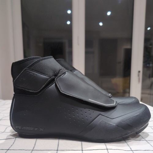 Planet das boot - boot, winter