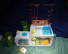 SEWER LAIR PLAYSET - TMNT Teenage Mutant Ninja Turtles Playmates 1989 vintage