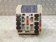 Fuse Box Nissan Note (E11E)(01.2006->) 1.5 Visia [1,5 Ltr. - 63 Kw Dci Turbodie