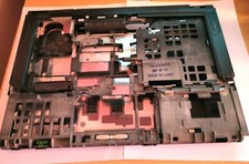 Lenovo ThinkPad T400 Bottom