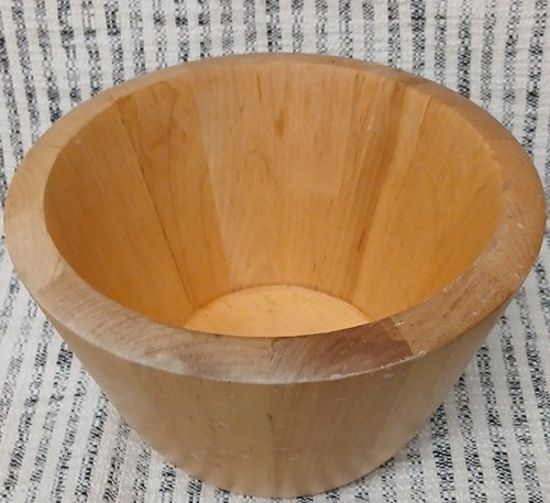 Round wooden serving bowl - round,
