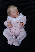 lillbees stunning lifelike