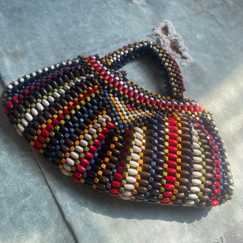 1930s wooden beaded purse