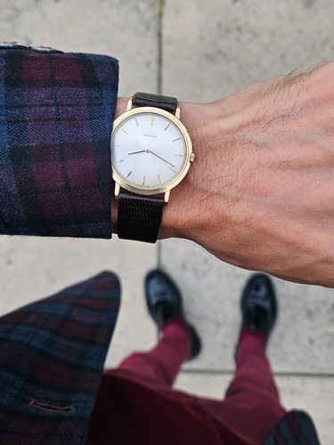 Omega vintage 1960s 9ct - vintage, solid