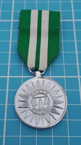 Garda siochana service medal - service,