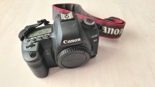 Canon eos mark camera - 5d,