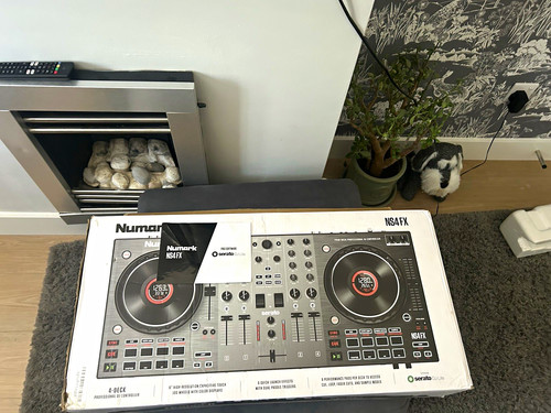 Numark ns4fx deck dj - numark,