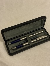 Vintage Parker 25 Fountain Pen