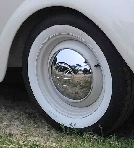 Universal classic car - 15",