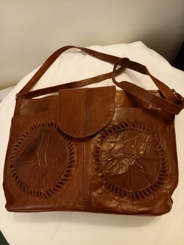 Vintage tan tooled - tan,