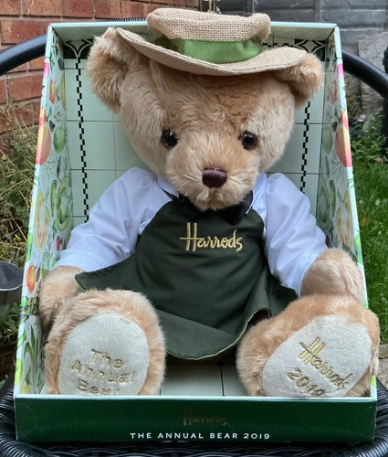 Harrods annual bear 2019 - harrods,