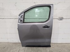 VAUXHALL VIVARO MK3 N/S