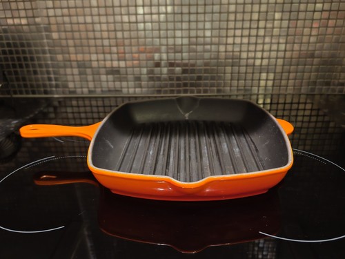 Creuset cast iron - creuset,