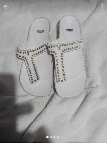 Ladies toe post - toe,