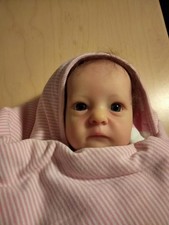 REBORN BABY GIRL....BY ARTIST TRACY LISTER.STUNNING BABY (PLEASE READ CAREFULLY)