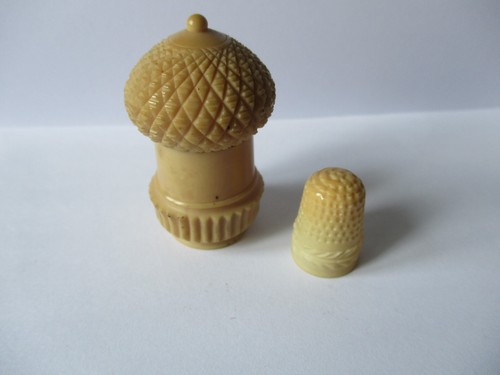 Victorian tagua nut thimble